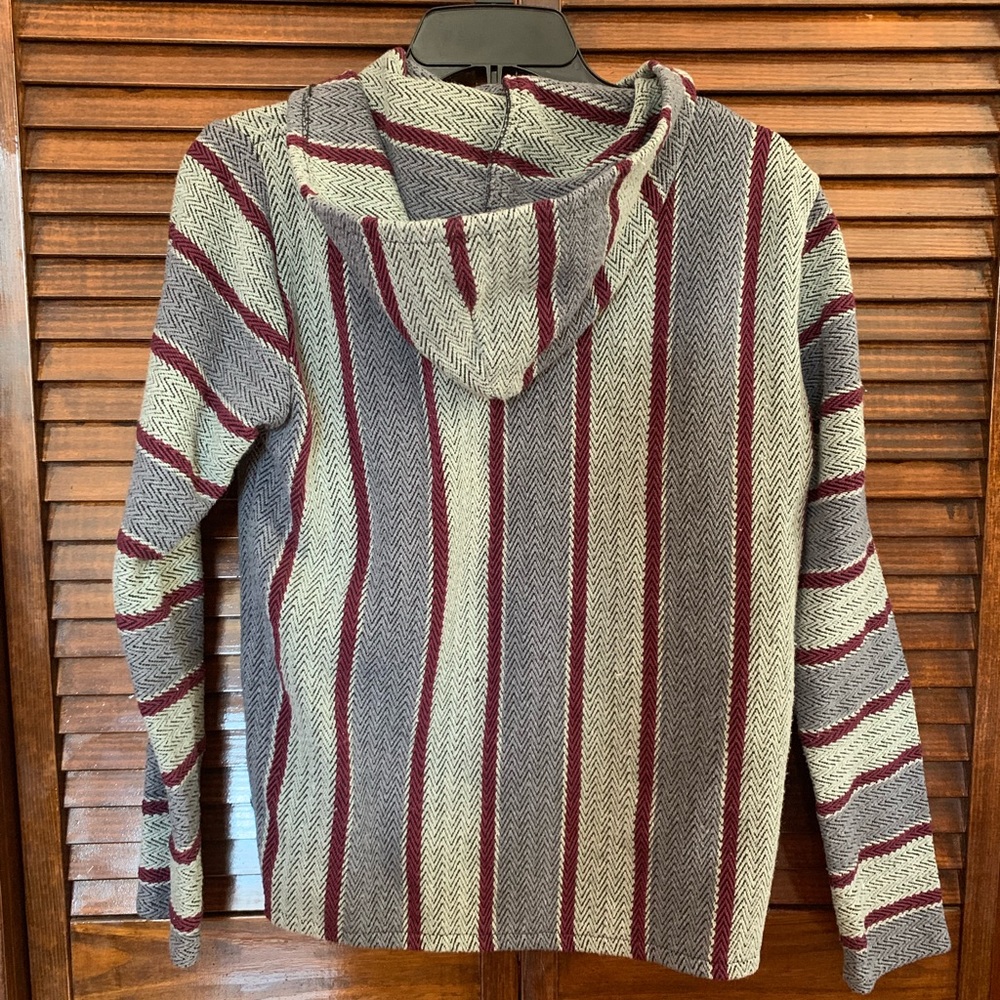 Sweater - Picture 4 of 4